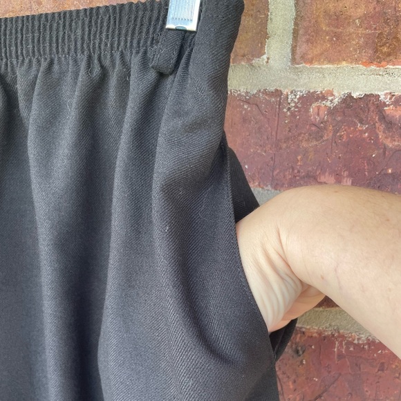 Ladies Vintage Black Orvis Elastic Waist Pull On Skirt With Pockets Size 12 - Picture 4 of 7